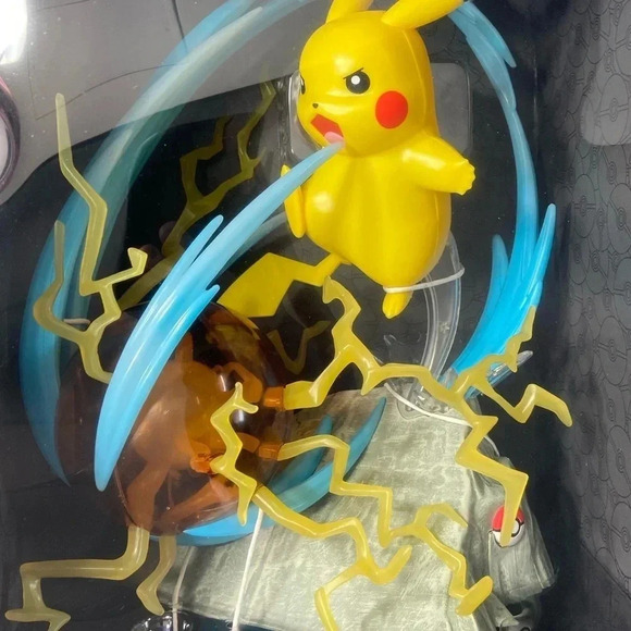 Pokémon 1/10 Scale Pikachu  Light FX Collector’s 13” Statue - BNIB - Very Epic - Picture 13 of 13